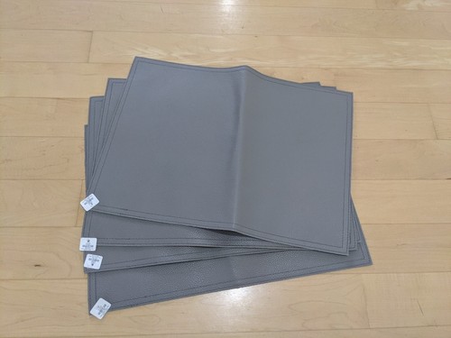 CB2 Leather Place Mats Gray Pebble 201-837 - Bild 1 von 6