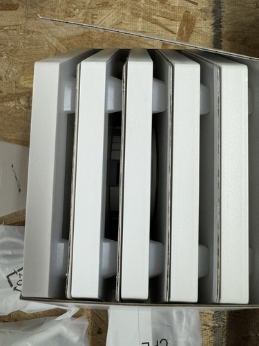Govee Glide Hexa Light Panels, RGBIC LED Hexagon Wall Lights, Wi-Fi Smart 5pack - Picture 5 of 13