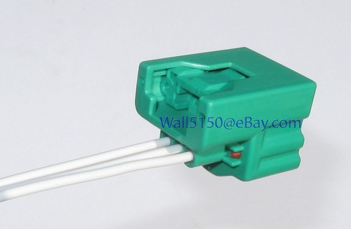 Camshaft Position Sensor Connector Plug harness for Nissan 3.5L V6 VQ35DE - Picture 4 of 7