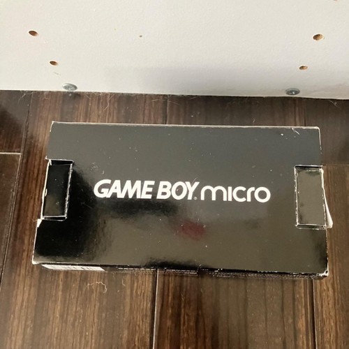 Nintendo GameBoy Micro Console Black box included & 2 software boxes included - Picture 4 of 13