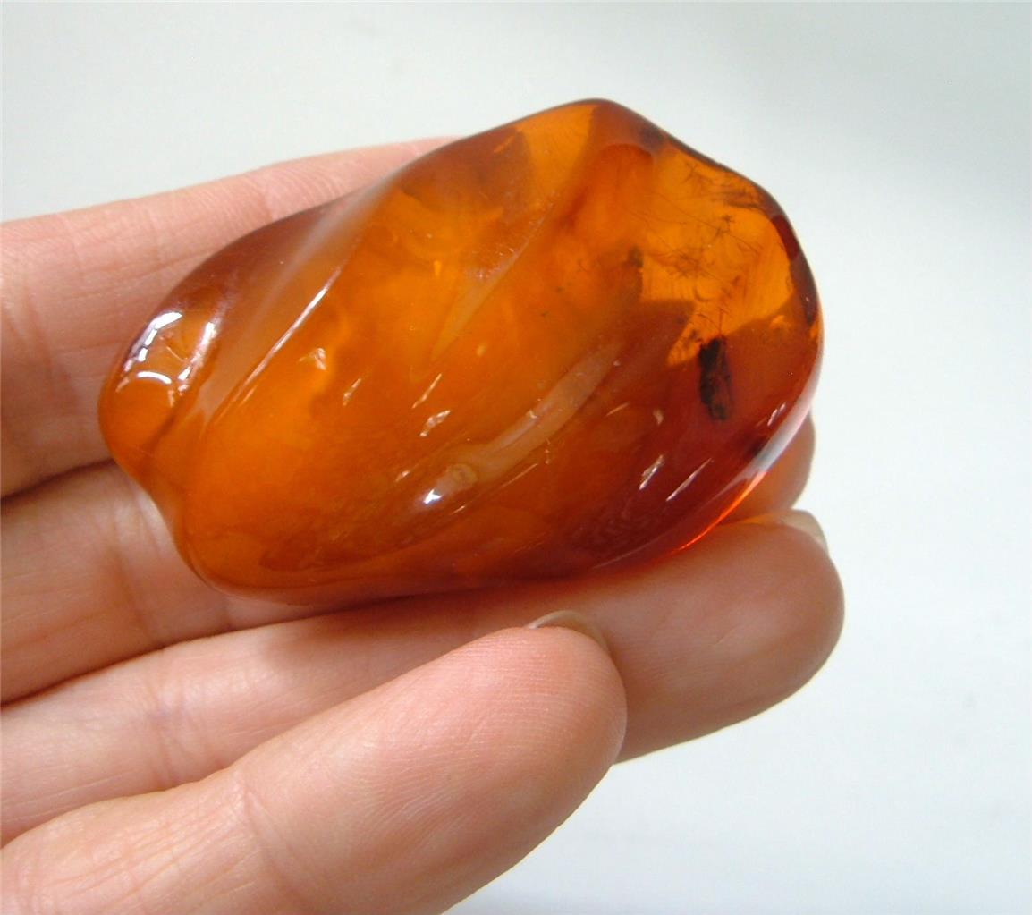 Ribbed Baltic Amber Necklace Ribbed Baltic Amber Necklace