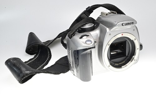 Canon EOS Rebel XT 8MP Digital SLR Camera Body 350D Silver #G007