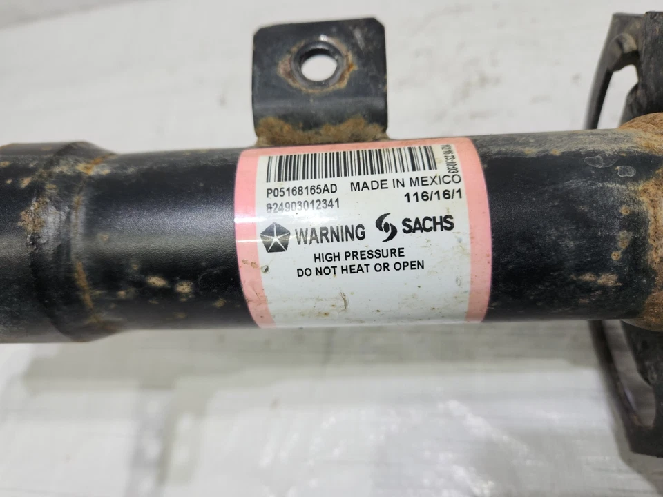 2014-2017 Jeep Patriot Shock Strut Absorber Front Left Driver Side 05168165AD Foto 4 de 4