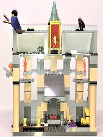 LEGO Harry Potter: Sorcerer's Stone HOGWARTS CASTLE (Set 4709) Comp. w/ Minifigs