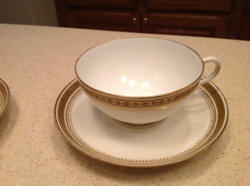 Two Vintage Porcelain Tea Cups & Saucers Limoges France W.G. & Co Great Quality - Imagen 6 de 12