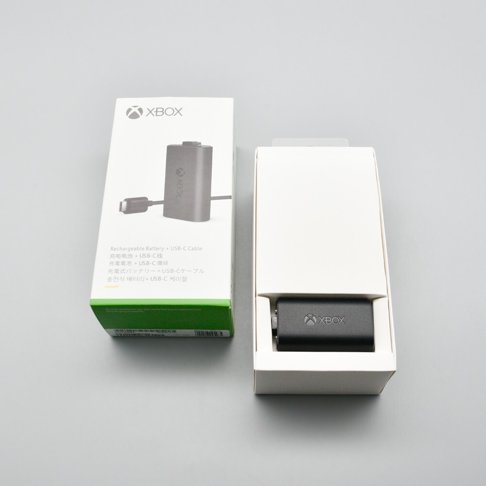 Xbox series s 本体 一式セット　コントローラー電池充電パック付き Xbox series S 充電パック付き Xbox series s 本体 一式セット