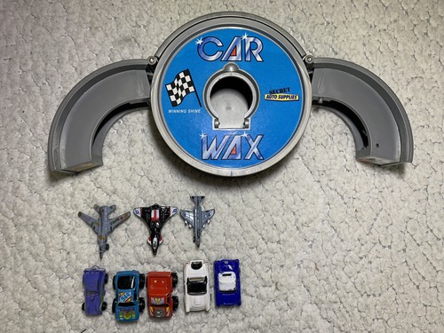 1989 Galoob Micro Machines Car Wax Detailing Shop Play-set LOT w Cars & Planes - Picture 2 of 11