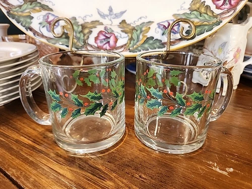2 Libbey Holly And Berry Clear Glass Mugs Christmas
