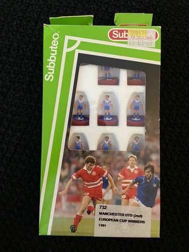 subbuteo job lot 35 Lightweight Teams And Subbuteo Game - Picture 16 of 24