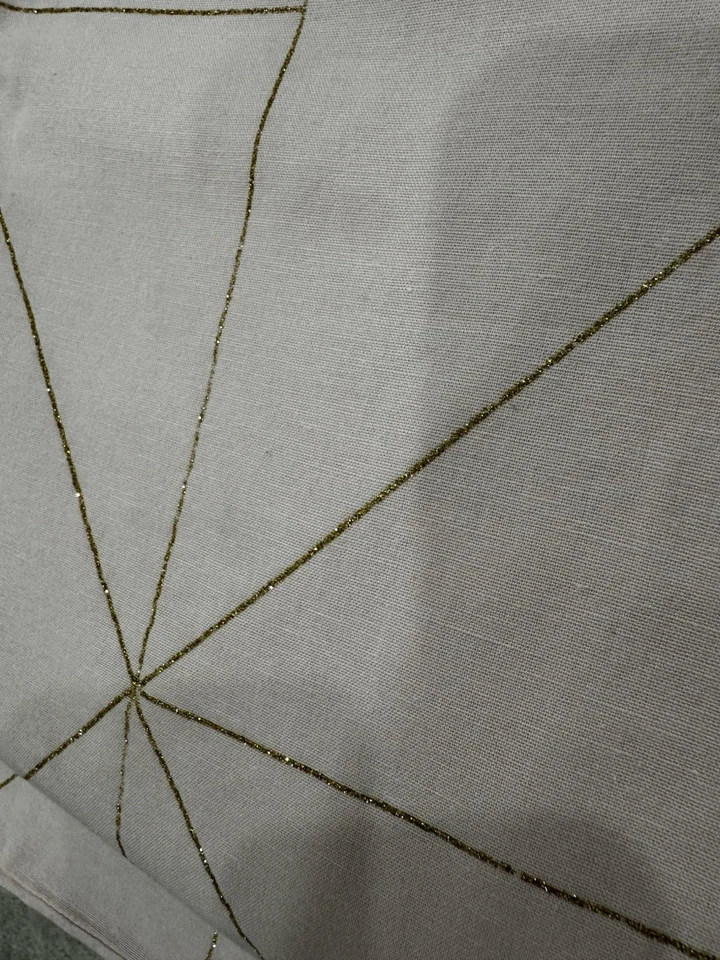 Edredón rosa doble líneas brillantes doradas Restoration Hardware Foto 4 de 4