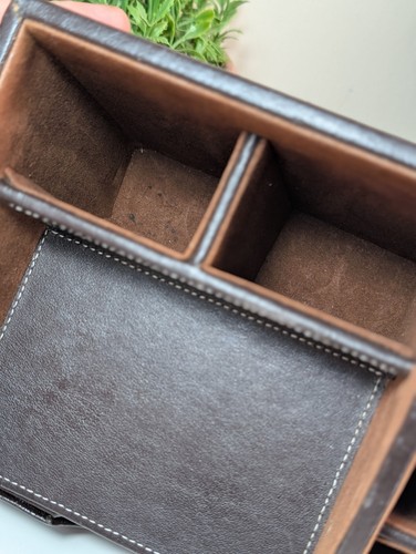 Paquete organizador de escritorio OSCO de cuero sintético marrón usado - Imagen 9 de 21