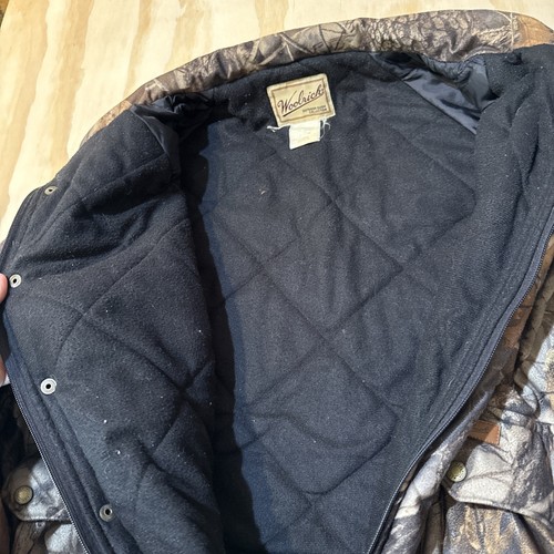 Vintage Woolrich Camo Realtree Hardwoods Insulated Lined Hunting Coat - Picture 3 of 5