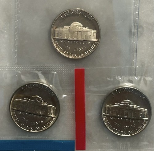 1980 P D S Jefferson Nickel - Proof & BU 3 Coin Lot - Mint Cello - Picture 4 of 5