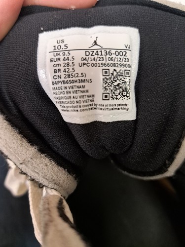 Air Jordan 1 Mid Trainers College Grey UK 9.5 Boxed - Picture 6 of 8