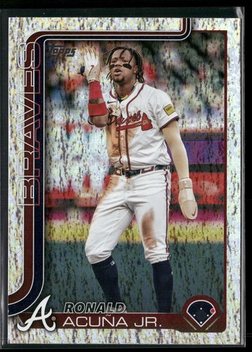 Lámina holográfica Ronald Acuña Jr. Topps #207 2025 - Imagen 1 de 2