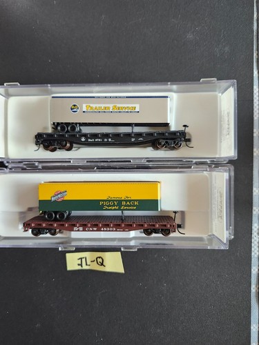 Spur N 2 TFC'S: B&O N B&O FLT #8781 UND CNW ON CNW LLAT #48303