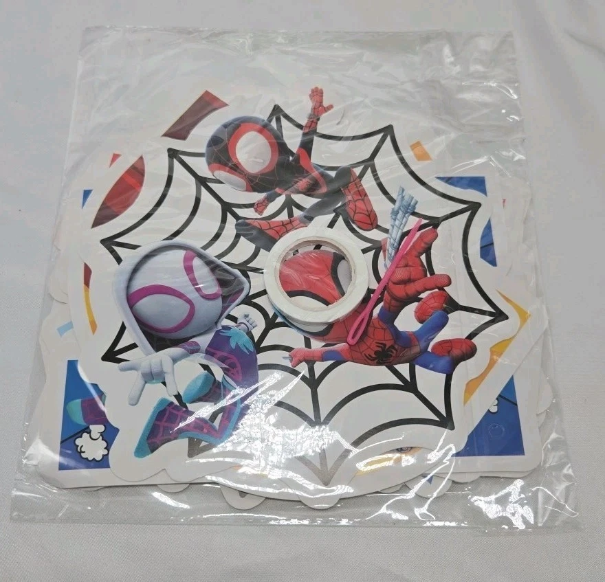 Spidey and His Amazing Friends Birthday Party Supplies Decorations For 30 Kids - Image 3 of 4