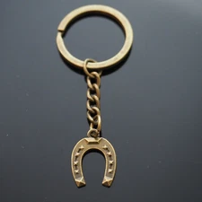 Vintage Horseshoe Lucky Charm Pendant Keychain Horse Lover Good Luck Gift Bronze