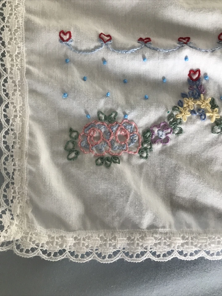 Dresser Scarf Runner Embroidered Heart Floral White Lace Edging 36” x 14” - Image 2 of 4