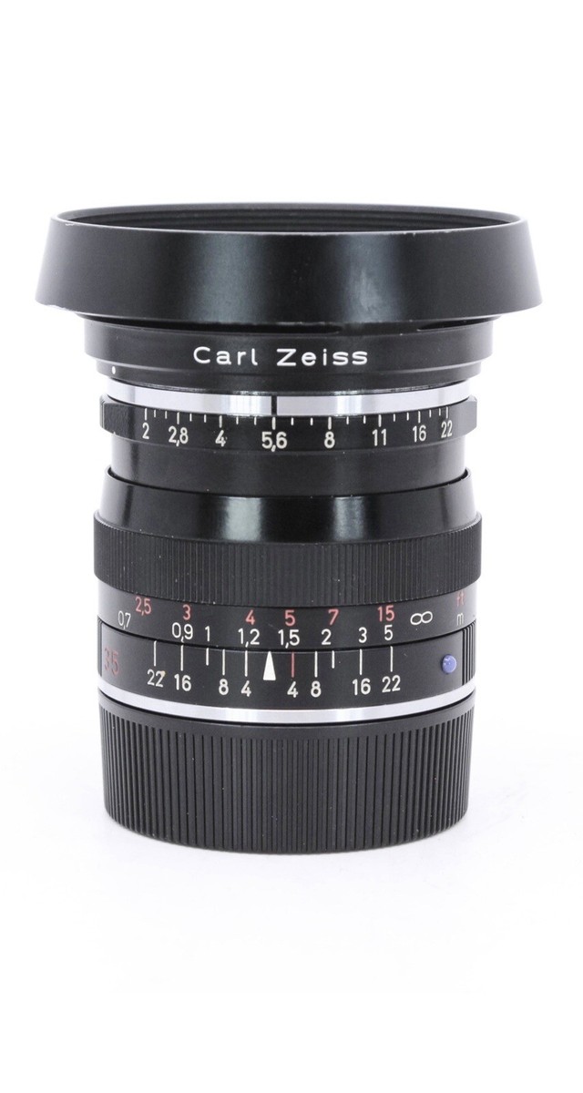 Carl Zeiss Biogon T* 35mm F2 ZM Black Lens for Leica M Carl Zeiss Biogon T* 35mm F2 ZM Black Lens for Leica M