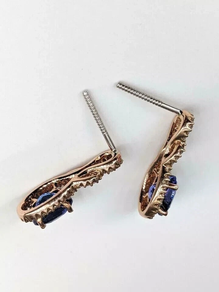 Pendientes colgantes/gotas de tanzanita simulada de corte ovalado de 2 quilates enchapados en oro amarillo de 14 quilates Foto 2 de 4