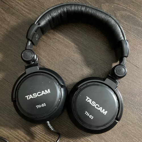 Tascam TH-03 Closed Back Headphones Black DJ - Picture 5 of 7
