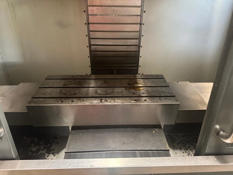 HAAS VF-2SS CNC Vertical Machining Center Mill Super-Speed Side Mount CAT40 2013 - Image 4 of 4