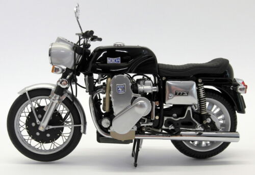Minichamps 1/12 Scale 122 011000 Munch Mummut 4 TTS 1966 Black - Picture 5 of 9