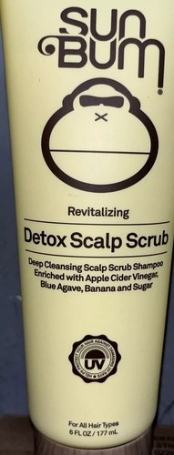 (3 confezioni) Sun Bum Revitalizing Detox Scrub Cuoio Capelluto • 6 fl oz / 177 ml - Foto 2 di 4