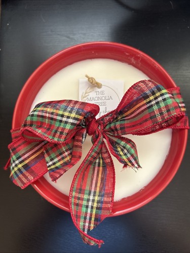 Holiday cheer candle