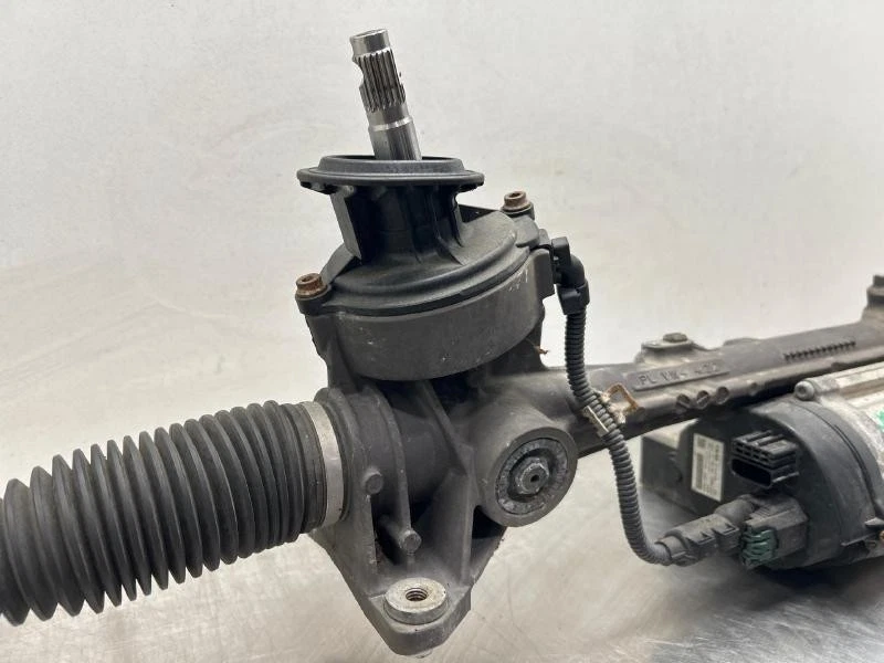 2005-2006 Volkswagen Jetta Electric Power Steering Rack And Pinion Assembly OEM Foto 3 de 4