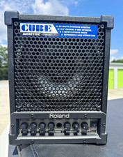 Roland CM-30 30W Powered Monitor Speaker Black XLR/TRS/RCA EQ Mic Input