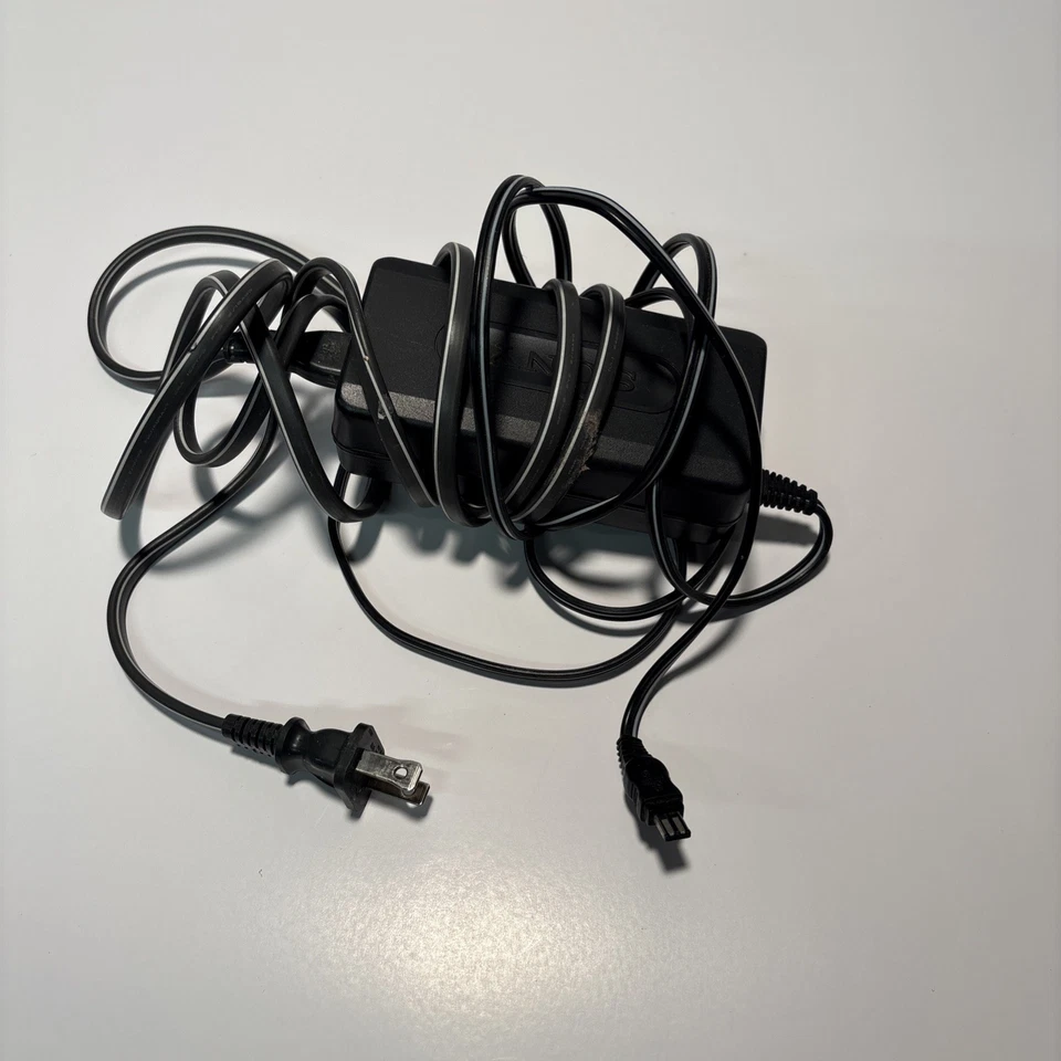 SONY Handycam Vision 360x Digital Zoom NightShot Video Hi8 XR, TESTED WORKING - Image 4 of 4