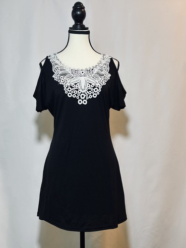 Meaneor Cold Shoulder Black Dress with Lace Detail – Chic & Elegant, Size S - Picture 1 of 2