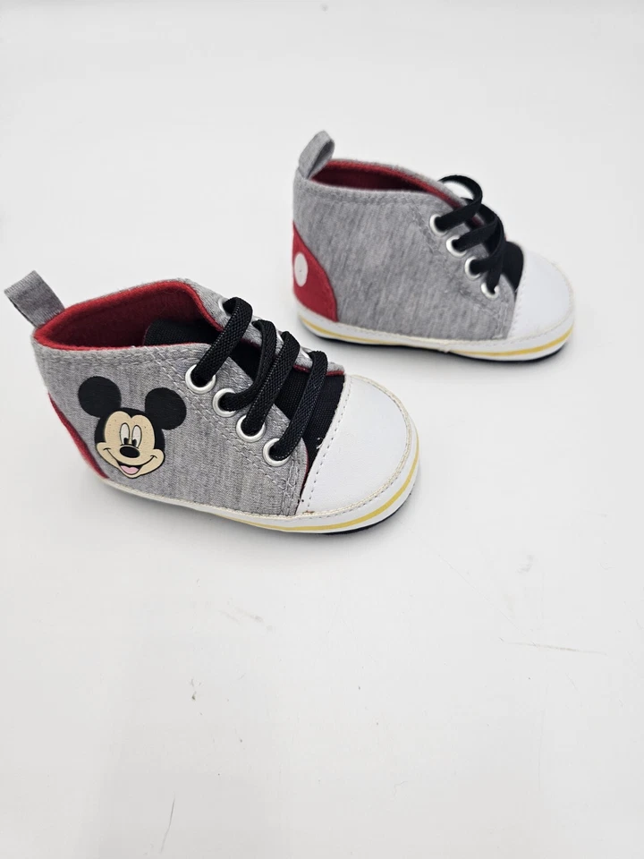 Zapatos Gris Disney Mickey Mouse Talla 3-6 Mos Foto 2 de 4