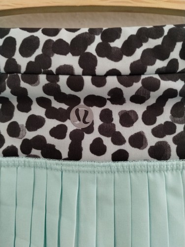 Lululemon Pleat To Street Skirt Womens 10 Tranquil Blue Green Ace Spot Skort - Picture 3 of 7