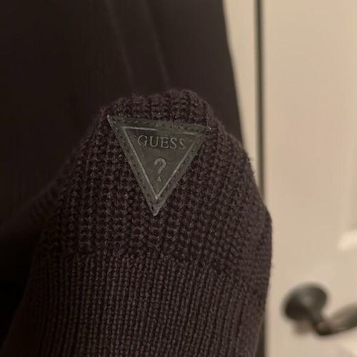 Men's Guess Colorblock Sweater - Size Large - Picture 2 of 5