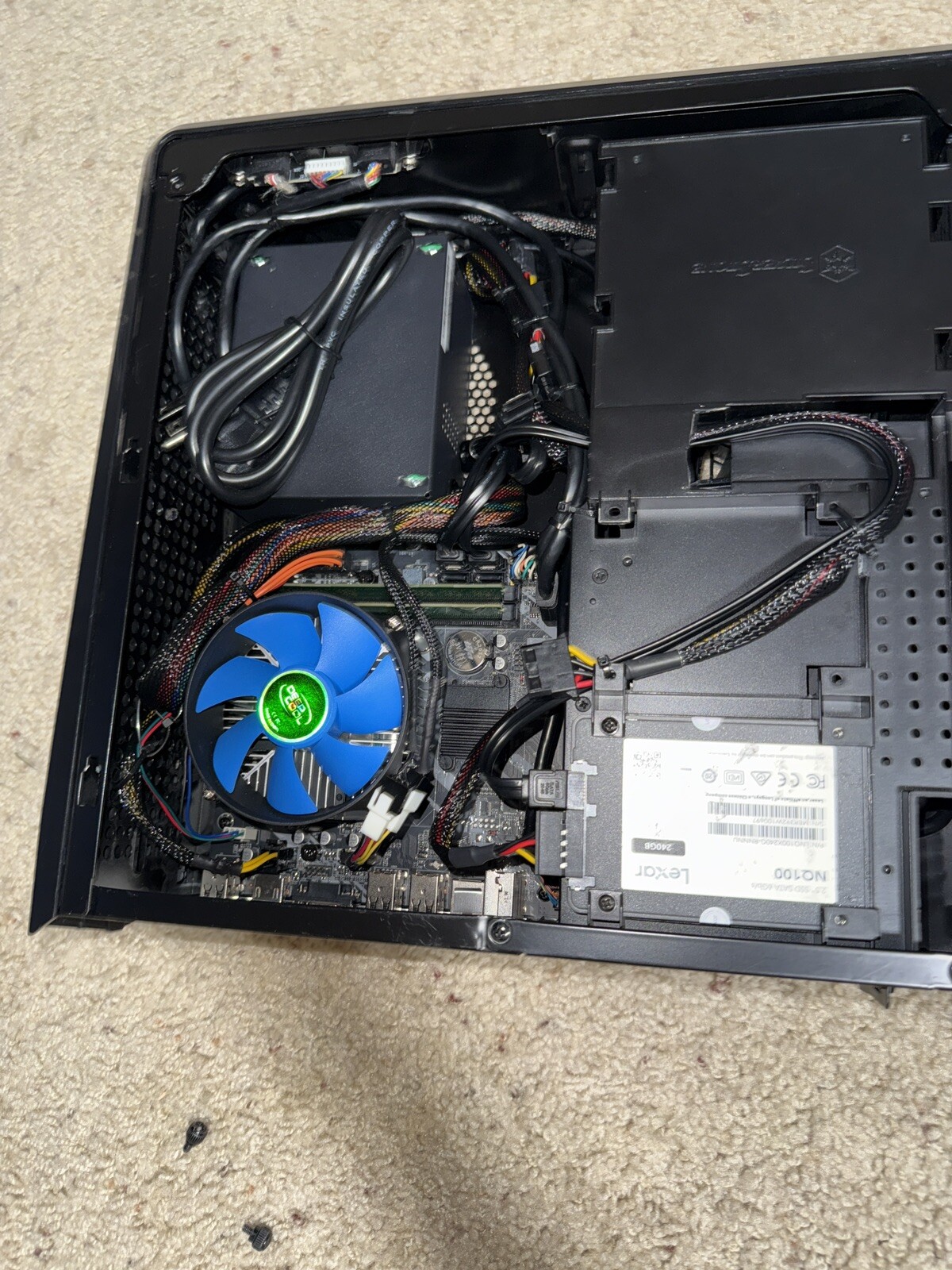 Photo 2/4