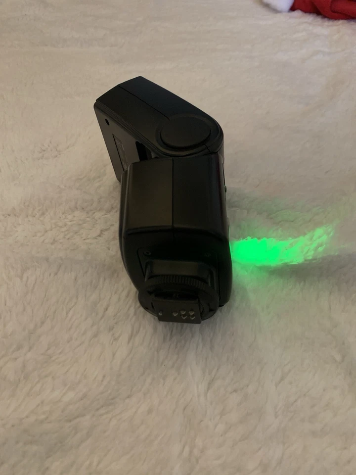 Nissin Di466 Speedlite Flashgun For Canon Digital SLR  - Image 4 of 4