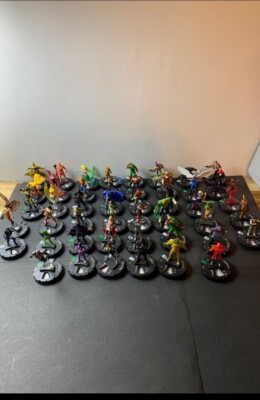 Heroclix bundle 46 pieces!