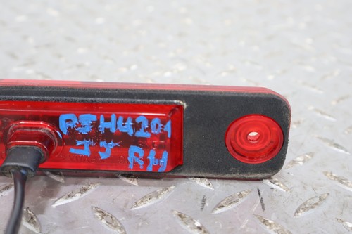 03-09 Hummer H2 OEM Rear LED Side Marker Light (Red) Tested - Picture 7 of 9