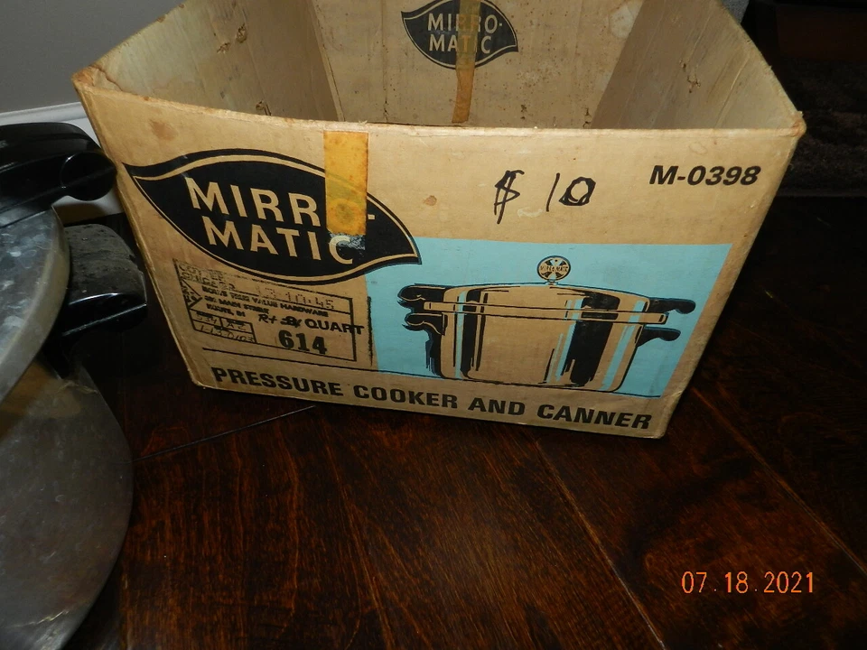 Olla a presión Mirro Matic de 8 cuartos de galón M-0398 Foto 3 de 4