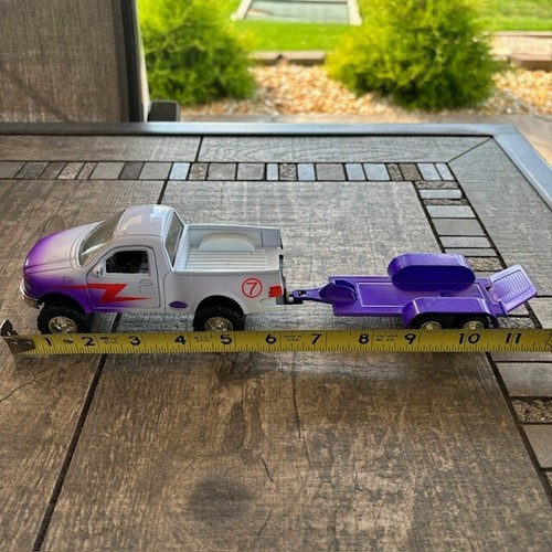 Camioneta pickup Ford F-150 1997 Tootsietoy de colección blanca púrpura #7 con remolque - Imagen 2 de 13