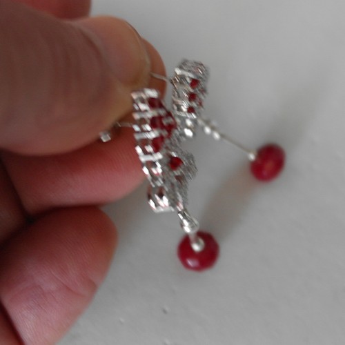 BEAUTIFUL RED BLOOD RUBY CUBIC ZIRCONIA & CZ.6.6 GR. 4 CM. LONG IN GIFT BOX - Picture 9 of 10