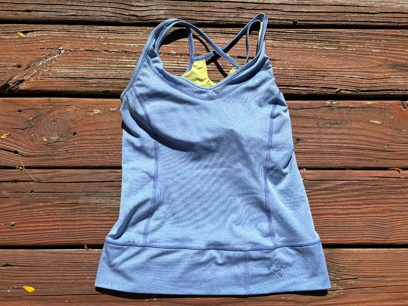 arcteryx senna heather strappy racerback shelf bra tank-top
