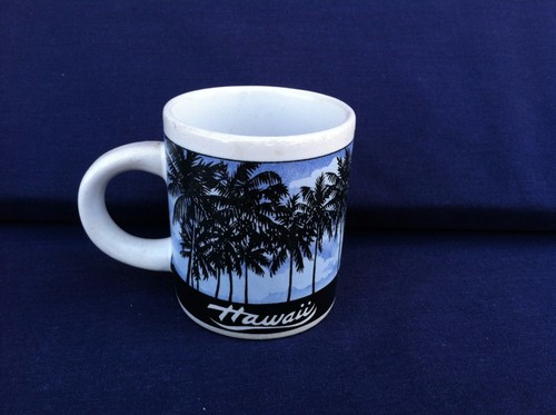 Hawaiian Small Demi-tasse Cup Mug Collectible Travel Souvenir Good Condition - Picture 2 of 3