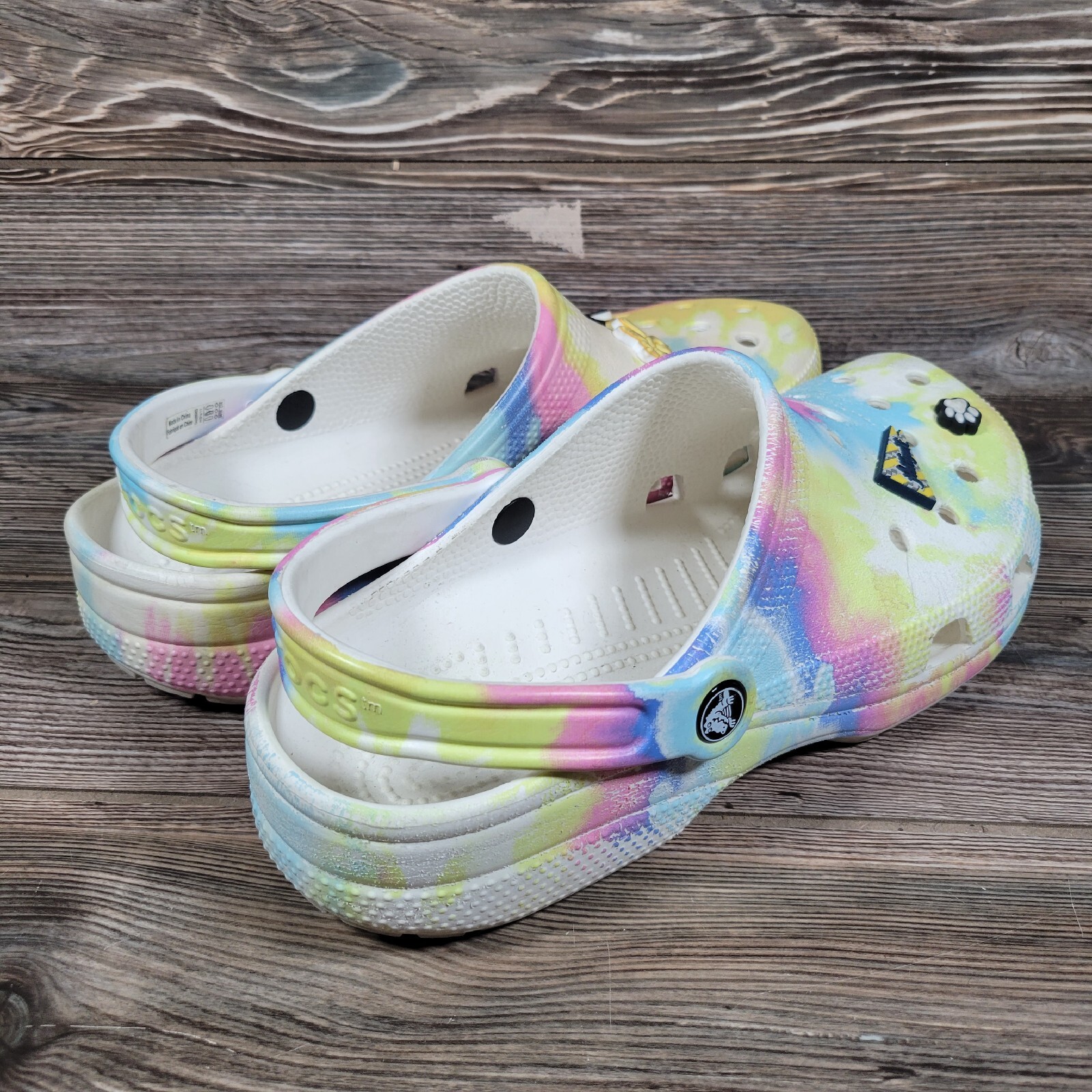 tie dye wedge crocs