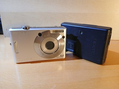 Sony Cyber-shot DSC-W30 | Digitalkamera | 6.0 MP
