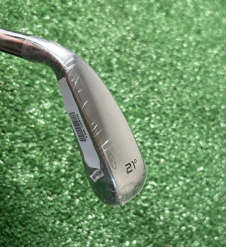 Dynacraft 21° Driving Iron with Regular Flex Steel Shaft Right Handed, New - Image 2 of 4