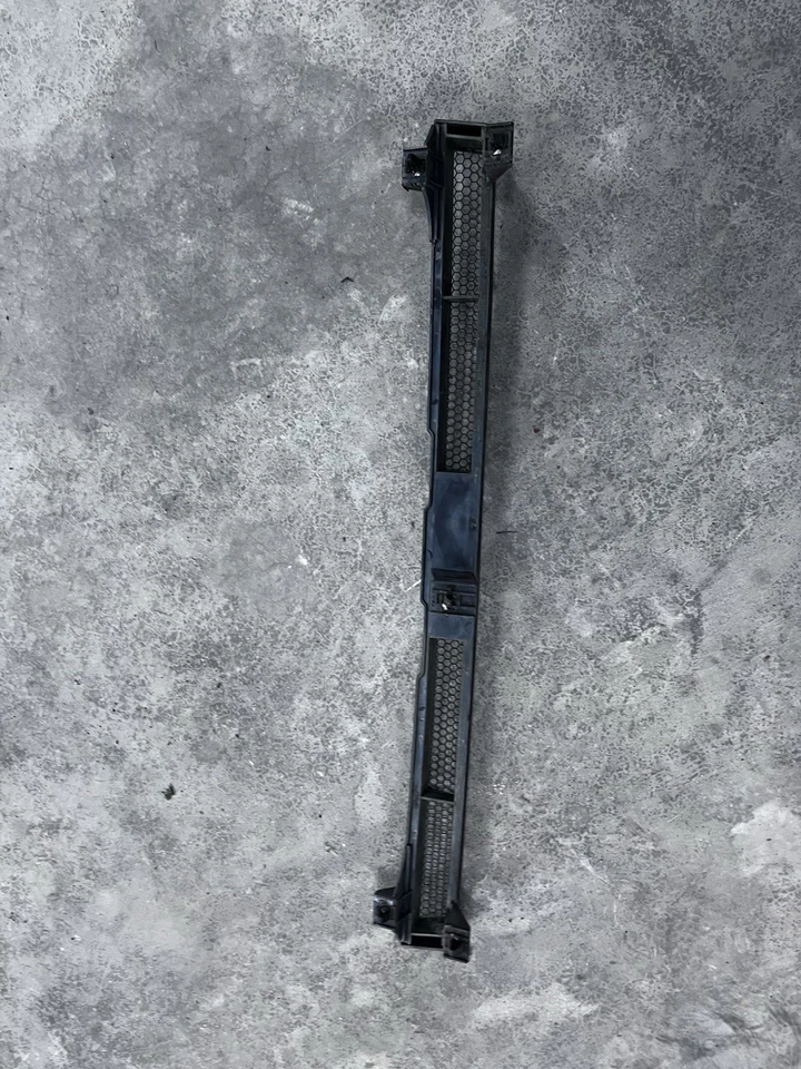 Nissan Pulsar NX/SE 1987 OEM parrilla delantera Foto 3 de 4